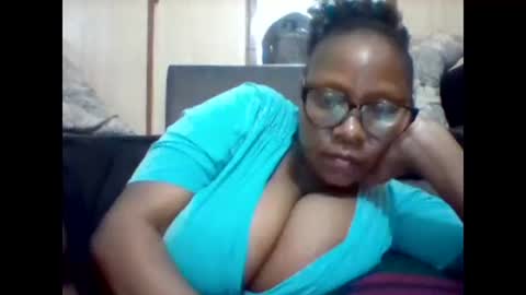 Snapshot of ebonybussy chatting on 29, 12, 2024 MAMITO online show from 29, 12, 2024