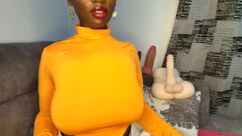 Ebony Melanie online show from 4, 2, 2026