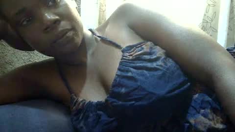 Snapshot of ebonychery chatting on 4, 7, 2026 ebonychery online show from 4, 7, 2026