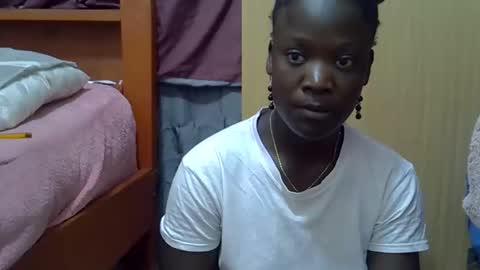 ebonydora online show from 14, 12, 2025