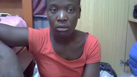 ebonydora online show from 17, 12, 2025