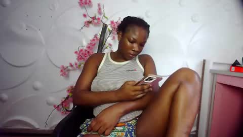 Snapshot of ebonykissxx chatting on 10, 6, 2026 ebonykissxx online show from 10, 6, 2026