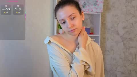 Snapshot of ebonyleibenstein chatting on 8, 4, 2026 Milly online show from 8, 4, 2026
