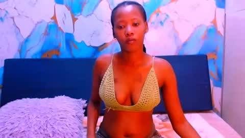 Snapshot of ebonypretty4u chatting on 16, 9, 2025 ebonypretty4u online show from 16, 9, 2025