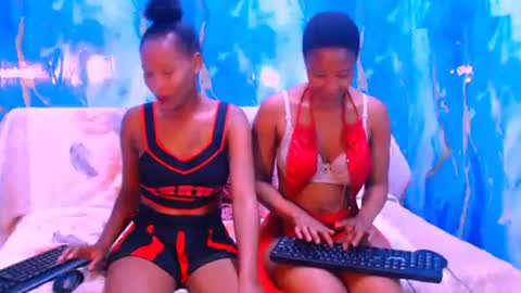 Snapshot of ebonypretty4u chatting on 3, 10, 2025 ebonypretty4u online show from 3, 10, 2025