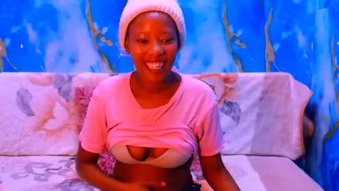 Snapshot of ebonypretty4u chatting on 6, 10, 2025 ebonypretty4u online show from 6, 10, 2025