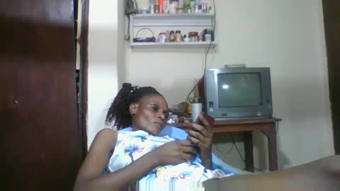 Snapshot of ebonyqueen4 chatting on 17, 11, 2025 JACKLINE online show from 17, 11, 2025