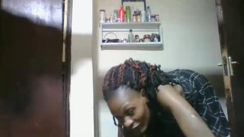 Snapshot of ebonyqueen4 chatting on 14, 12, 2025 JACKLINE online show from 14, 12, 2025