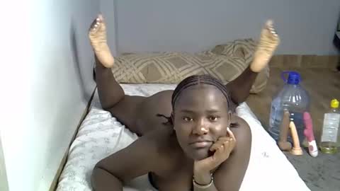 Snapshot of ebonyrapunzelle chatting on 3, 6, 2026 ebonyrapunzelle online show from 3, 6, 2026