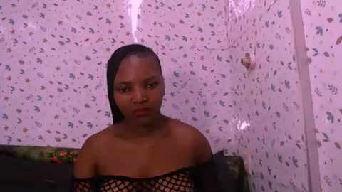 Snapshot of ebonysativa chatting on 2, 4, 2026 ebonysativa online show from 2, 4, 2026