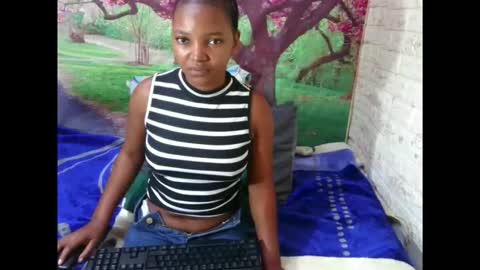 Snapshot of ebonysativa chatting on 11, 5, 2026 ebonysativa online show from 11, 5, 2026