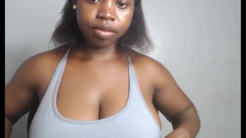 Snapshot of ebonyx_dripqueen chatting on 1, 11, 2025 Loveth online show from 1, 11, 2025