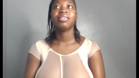 Snapshot of ebonyx_dripqueen chatting on 9, 11, 2025 Loveth online show from 9, 11, 2025