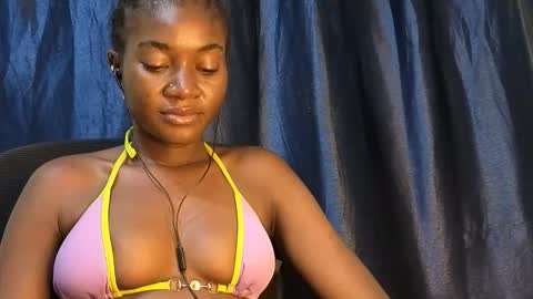 Snapshot of ebonyx_kokox chatting on 21, 9, 2025 ebonyx_kokox online show from 21, 9, 2025
