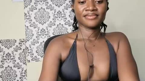 Snapshot of ebonyx_kokox chatting on 12, 10, 2025 ebonyx_kokox online show from 12, 10, 2025