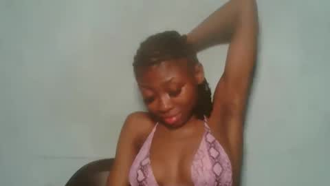 Snapshot of ebonyxxbabe chatting on 23, 10, 2025 ebonyxxbabe online show from 23, 10, 2025