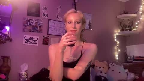 Snapshot of ecclectraa chatting on 9, 5, 2026 ecclectraa online show from 9, 5, 2026