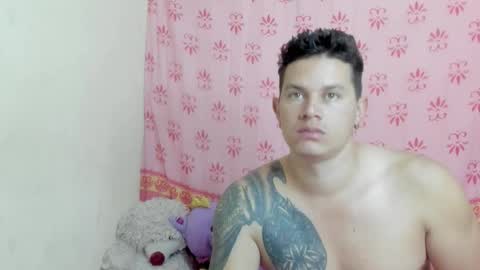 Snapshot of eclipseandflame chatting on 25, 11, 2025 online show from 25, 11, 2025