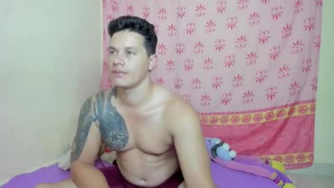 Snapshot of eclipseandflame chatting on 27, 11, 2025 online show from 27, 11, 2025