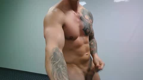 Snapshot of eddiesins27 chatting on 3, 3, 2026 eddiesins27 online show from 3, 3, 2026