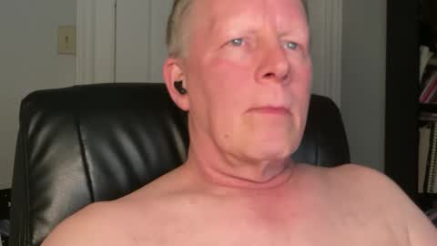 Snapshot of eddygl1968 chatting on 5, 2, 2026 Eddy online show from 5, 2, 2026