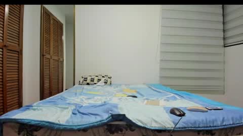 Snapshot of edenbff_ chatting on 22, 4, 2026 edenbff_ online show from 22, 4, 2026