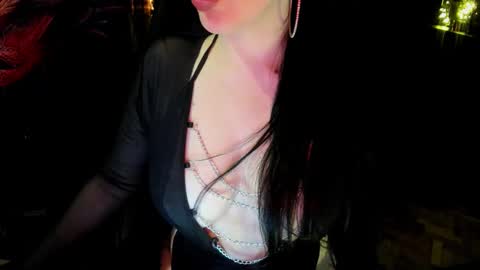 Snapshot of edgequeen69 chatting on 27, 11, 2025 EdgeQueen69 online show from 27, 11, 2025