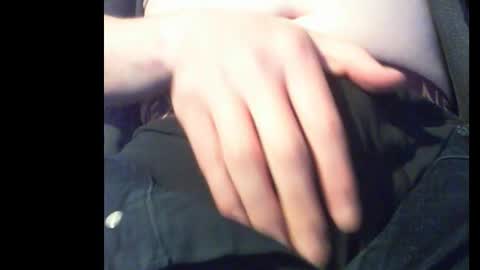 Snapshot of edinburgh79 chatting on 16, 3, 2026 edinburgh79 online show from 16, 3, 2026