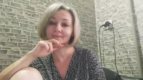 Snapshot of edithmanning chatting on 17, 12, 2024 edithmanning online show from 17, 12, 2024