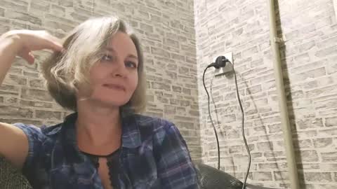 Snapshot of edithmanning chatting on 9, 1, 2025 edithmanning online show from 9, 1, 2025