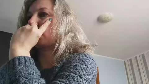 Snapshot of edithmanning chatting on 23, 4, 2026 edithmanning online show from 23, 4, 2026