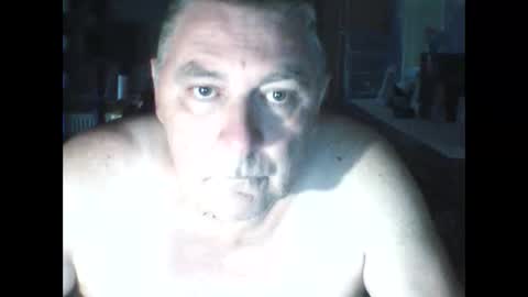 Snapshot of edje59a chatting on 21, 10, 2025 Eddy online show from 21, 10, 2025