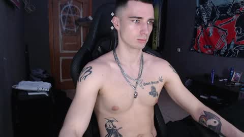 Snapshot of eduard_loveee chatting on 11, 4, 2026 Eduar online show from 11, 4, 2026