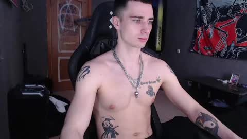 Snapshot of eduard_loveee chatting on 21, 4, 2026 Eduar online show from 21, 4, 2026