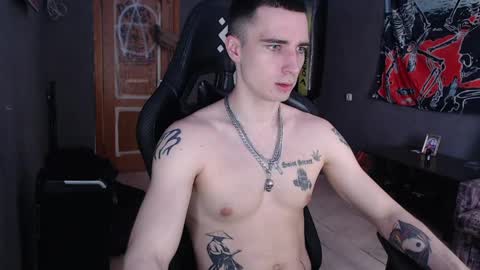 Snapshot of eduard_loveee chatting on 8, 5, 2026 Eduar online show from 8, 5, 2026