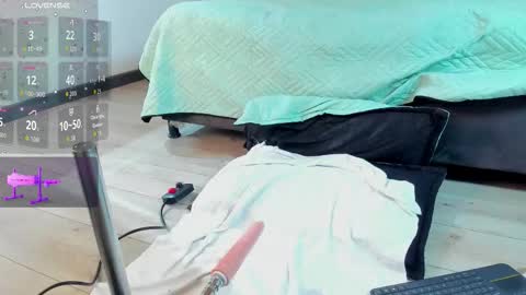 Snapshot of edward_maxx chatting on 30, 10, 2025 Eduardo online show from 30, 10, 2025