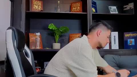 Edward Ross online show from 2, 10, 2025