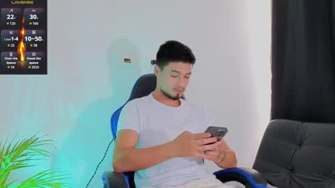 Snapshot of edwardross_ chatting on 6, 1, 2026 Edward Ross online show from 6, 1, 2026