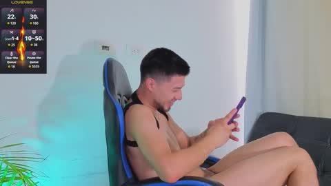 Snapshot of edwardross_ chatting on 4, 3, 2026 Edward Ross online show from 4, 3, 2026