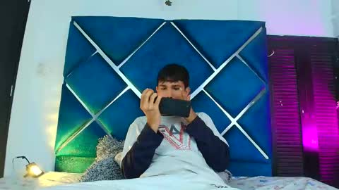 Edwin online show from 17, 4, 2026