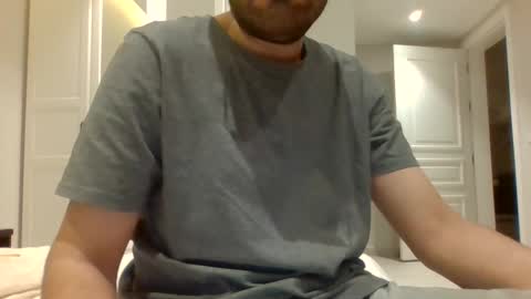 Snapshot of efen0502 chatting on 30, 1, 2025 Naughty Boy online show from 30, 1, 2025