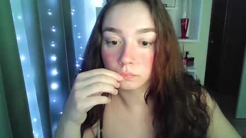 Snapshot of effie_balconii chatting on 10, 1, 2025 effie_balconii online show from 10, 1, 2025