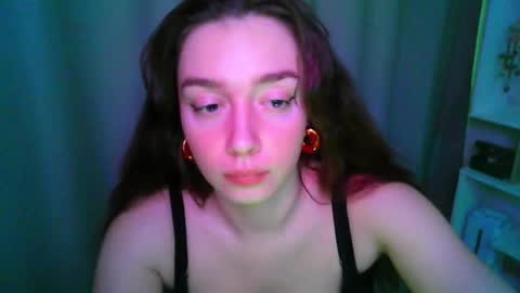 Snapshot of effie_balconii chatting on 12, 10, 2025 effie_balconii online show from 12, 10, 2025