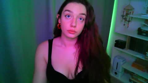 Snapshot of effie_balconii chatting on 26, 10, 2025 effie_balconii online show from 26, 10, 2025