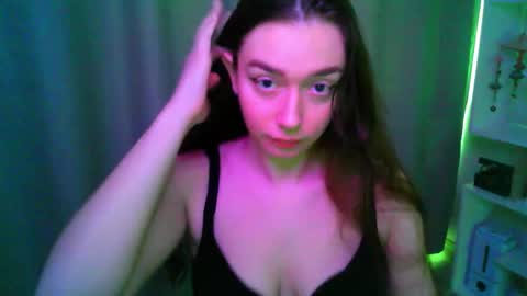 Snapshot of effie_balconii chatting on 9, 3, 2026 effie_balconii online show from 9, 3, 2026