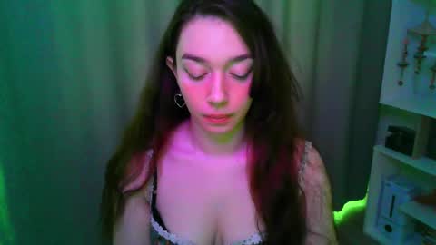Snapshot of effie_balconii chatting on 16, 3, 2026 effie_balconii online show from 16, 3, 2026