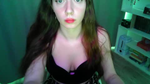 Snapshot of effie_balconii chatting on 10, 4, 2026 effie_balconii online show from 10, 4, 2026