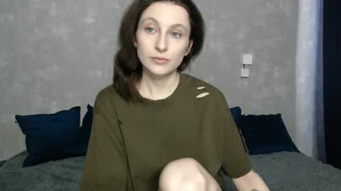 Snapshot of effy_gray chatting on 9, 12, 2024 Anna online show from 9, 12, 2024