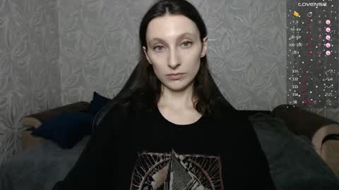 Snapshot of effy_gray chatting on 1, 2, 2026 Anna online show from 1, 2, 2026