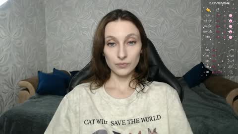 Snapshot of effy_gray chatting on 28, 3, 2026 Anna online show from 28, 3, 2026